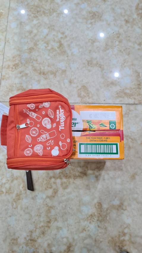 Hàng như mô tả shop giao hàng rất nhanh, hàng mới sản xuất được mấy ngày, hạn sử dụng 14/6/2023. Cảm ơn shop. Hàng như mô tả shop giao hàng rất nhanh, hàng mới sản xuất được mấy ngày, hạn sử dụng 14/6/2023. Cảm ơn shop.