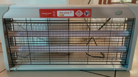 Mua 5 cái mà 1 cái bị không vô điện