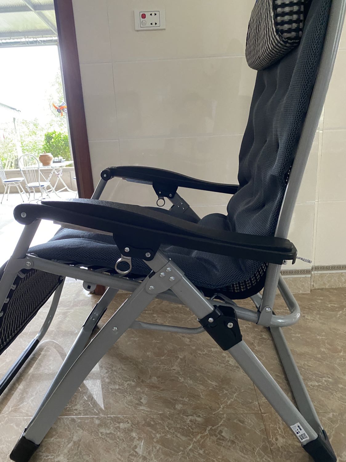 Ghế chất lượng, mặc dù giá đắt nhưng rất đáng. Tiki giao hàng nhanh. Nói chung là chất lượng ngoài mức giá Ghế chất lượng, mặc dù giá đắt nhưng rất đáng. Tiki giao hàng nhanh. Nói chung là chất lượng ngoài mức giá