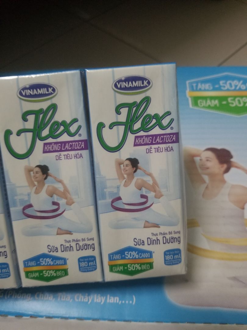 được bọc cẩn thận, mùi sữa dịu ko bị gắt như sữa bịch tiệt trùng. ghi ko đường nhưng mình uống lại thấy ngọt một chút. sữa ko lactose nên uống xong ko bị đau bụng