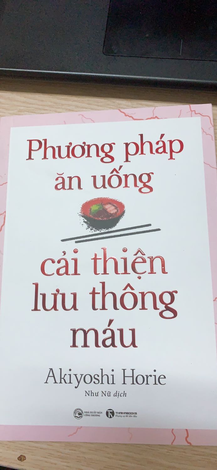 Quyển này của tác giả là quyển thứ 2 mình mua ( mình mua quyển Lưu thông máu hoá giải bách bệnh trước)
Vote mua nhé, nền tảng sức khoẻ tốt thì tâm cũng bình an hơn mn ạ, ko gì quý giá bằng sức khoẻ - nó quyết định mọi chất lượng cuộc sống và hạnh phúc 👍👍👍
Tiki giao hàng nhiệt tình ❤️