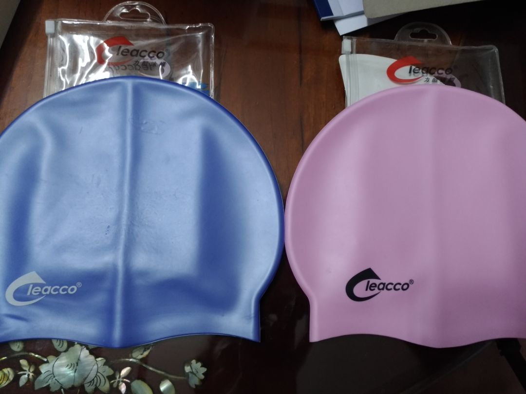 mua 2 cái, chưa xài lần nào. nhưng chất lượng 2 cái hoàn toàn khác nhau... chán. cái hồng mới toanh. cái xanh nhăn nheo, lừ xừ... xem hình là rõ mua 2 cái, chưa xài lần nào. nhưng chất lượng 2 cái hoàn toàn khác nhau... chán. cái hồng mới toanh. cái xanh nhăn nheo, lừ xừ... xem hình là rõ