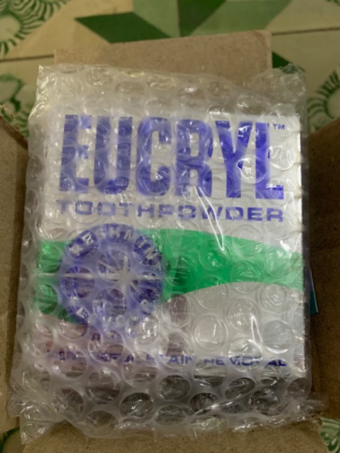 Shop giao hàng nhanh, đóng gói cẩn thận, lịch sự. Sp đúng hình có tem Chính hãng nhưng mã vạch ICheck thì chưa đăng ký. Cho shop 5 sao, để dùng thử rồi quay lại đánh giá chất lượng sau nhé!