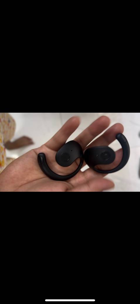 Dùng đc 3 ngày thấy ổn, Kết nối nhanh, pin trâu, độ bền chưa biết