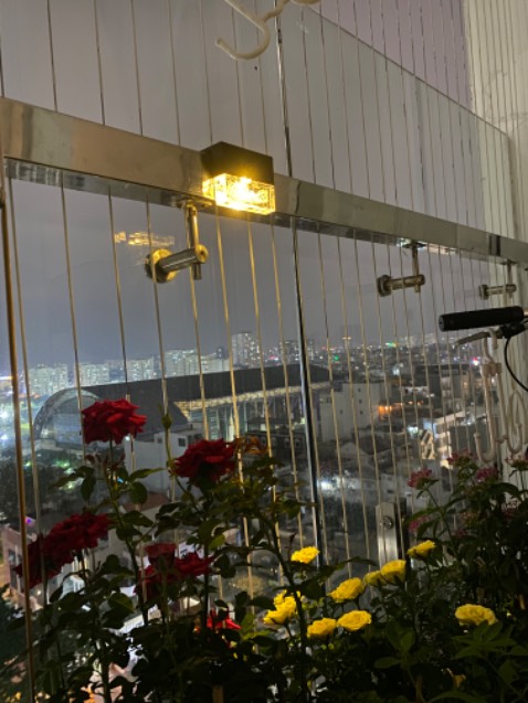 Sản phẩm đúng như mô tả, đẹp, sáng đúng yêu cầu Sản phẩm đúng như mô tả, đẹp, sáng đúng yêu cầu