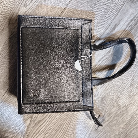 Hàng chất lượng đẹp xịn nữa nha mấy bà mua đi