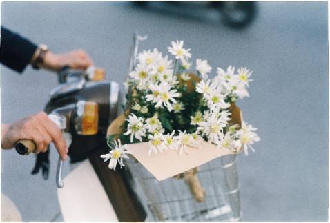 giao hàng nhanh hơn mình tưởng, đóng gói đẹp, cẩn thận nhe. Sách bên trong mới nguyên không bị quăn mép hay rách gì cả. Rất đáng mua nhaaa
P/S: hình ảnh chỉ mang tính chất minh họa