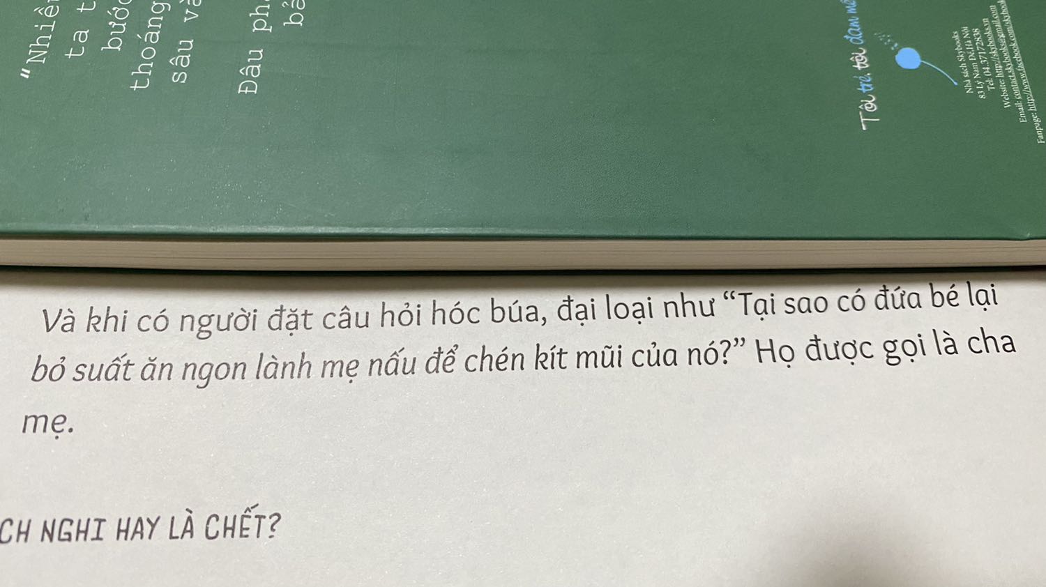 Sách fahasa tự giao, đóng gói kỹ. Nội dung sách dành cho các bạn trẻ hoặc những người đang stress vì đứa trẻ của đời mình. Em bé mình chưa chào đời nên đọc cảm thấy ko phù hợp lắm