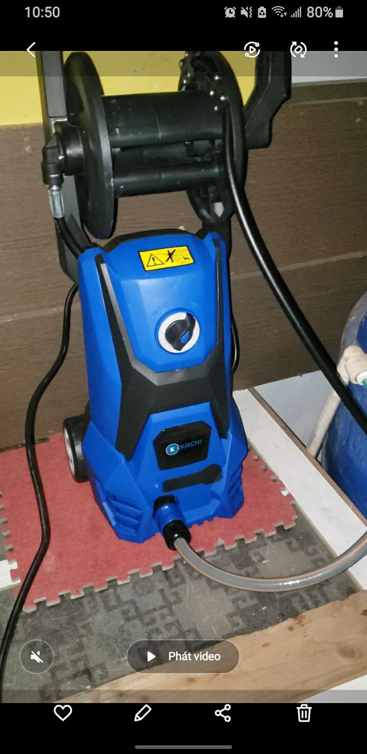 sản phẩm phun tốt nhưng có tiếng ổn rất lớn, rât bât tiện. 
đúng là tiền nào của đấy mà giá bán còn cao hơn so với bình thương.
rút kinh nghiệm. sản phẩm phun tốt nhưng có tiếng ổn rất lớn, rât bât tiện. 
đúng là tiền nào của đấy mà giá bán còn cao hơn so với bình thương.
rút kinh nghiệm.