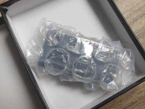 Hàng như hình nhé, so với bản cũ của mình thì tương đồng, nếu phần sơn mạ xung quanh là sơn bóng thì sẽ đẹp hơn rất nhiều