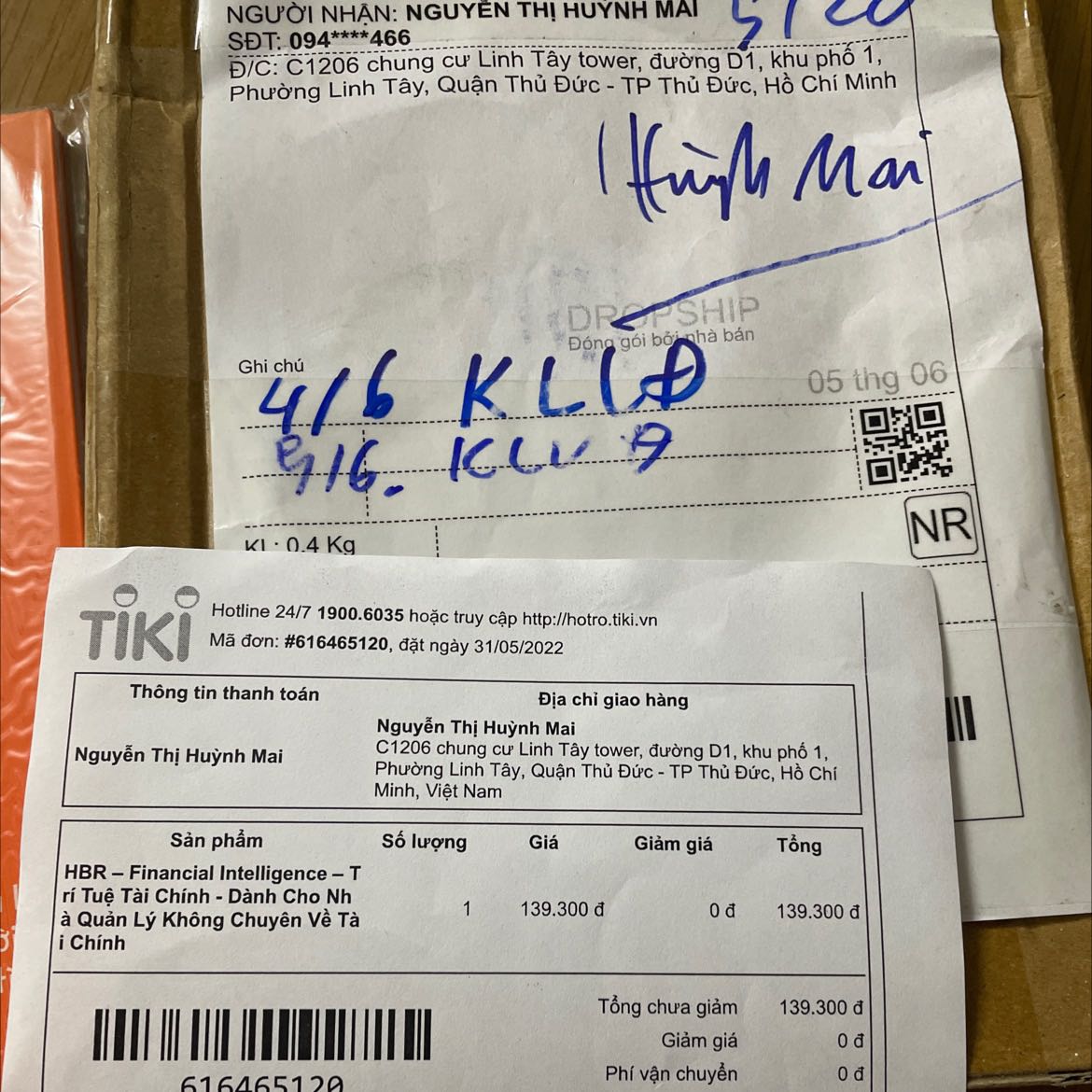 Không thể ngờ sau gần chục năm mua sách của tiki, hôm nay mình bị sự cố: mua cuốn “trí tuệ tài chính” nhưng nhận về cuốn sách thiếu nhi.