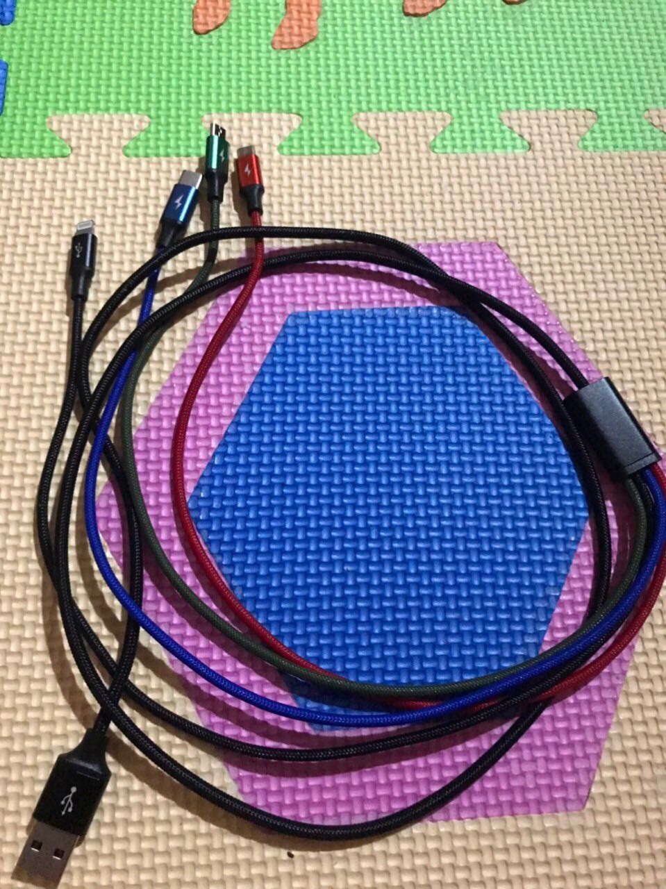 Mình đã đặt mấy Sop mẫu dây này. 
Nhà đông người nên mình mua 4,5 cái. 
Mỗi Sop một giá khác nhau nên để dùng thử xem chất lượng thế nào?