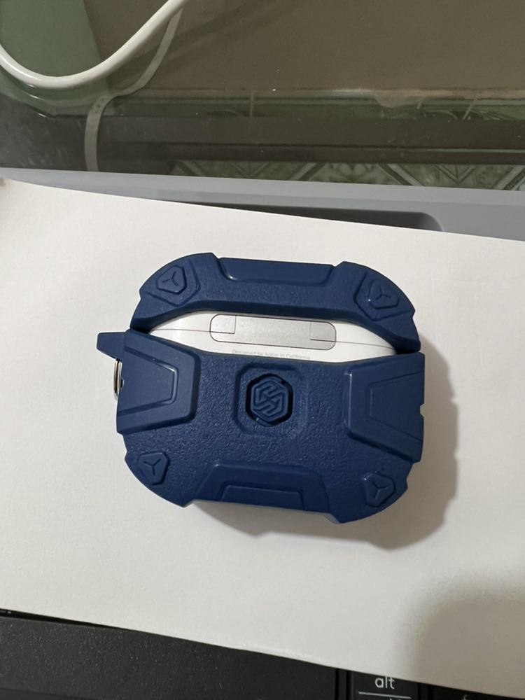 Độ hoàn thiện tốt. Ôm rất khít với airpod 3. Đáng mua Độ hoàn thiện tốt. Ôm rất khít với airpod 3. Đáng mua