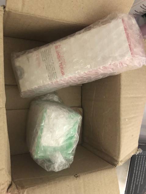 Sản phẩm chất lượng , shop đóng gói kĩ , sẽ ủng hộ và quay lại vào lần mua tiếp theo .