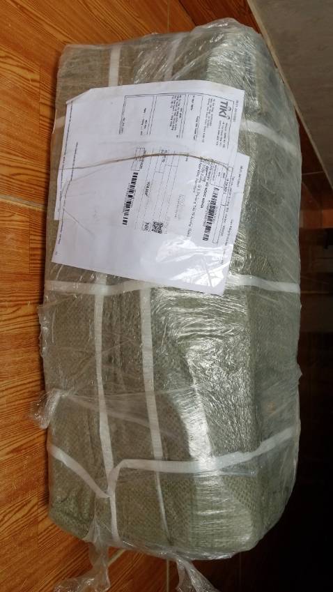 Tiki giao hàng nặng 40kg mà nhanh. Tạ chất liệu tốt, đóng thùng cẩn thận. Tập rất thích và chắc chắn k có gì để chê :v Tiki giao hàng nặng 40kg mà nhanh. Tạ chất liệu tốt, đóng thùng cẩn thận. Tập rất thích và chắc chắn k có gì để chê :v