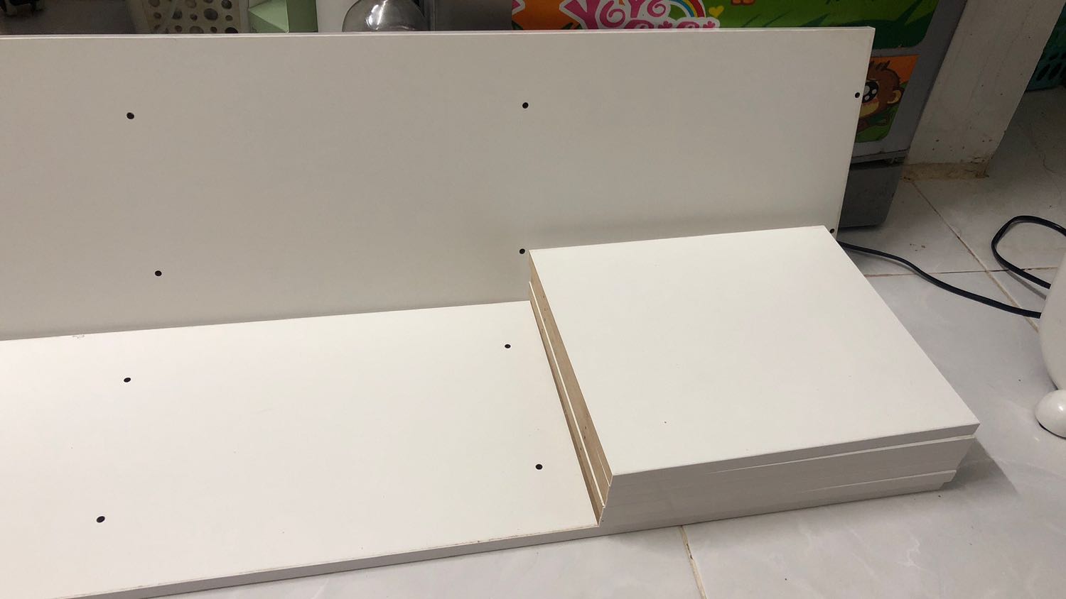 Sản phẩm chất lượng và chắc tay lắm nha. Mỗi tội giao sai hàng. Mình đặt kệ đa năng nhưng lại giao kệ tổ ong. Đã khiếu nại và đang chờ xử lý đổi đúng sản phẩm. Sản phẩm chất lượng và chắc tay lắm nha. Mỗi tội giao sai hàng. Mình đặt kệ đa năng nhưng lại giao kệ tổ ong. Đã khiếu nại và đang chờ xử lý đổi đúng sản phẩm.