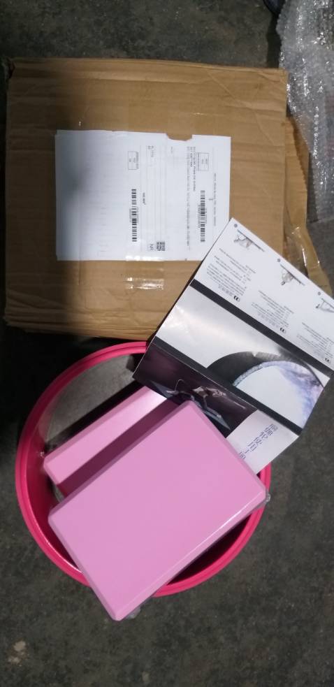 Giao không đúng sản phẩm. Đã gửi yêu cầu đổi trả