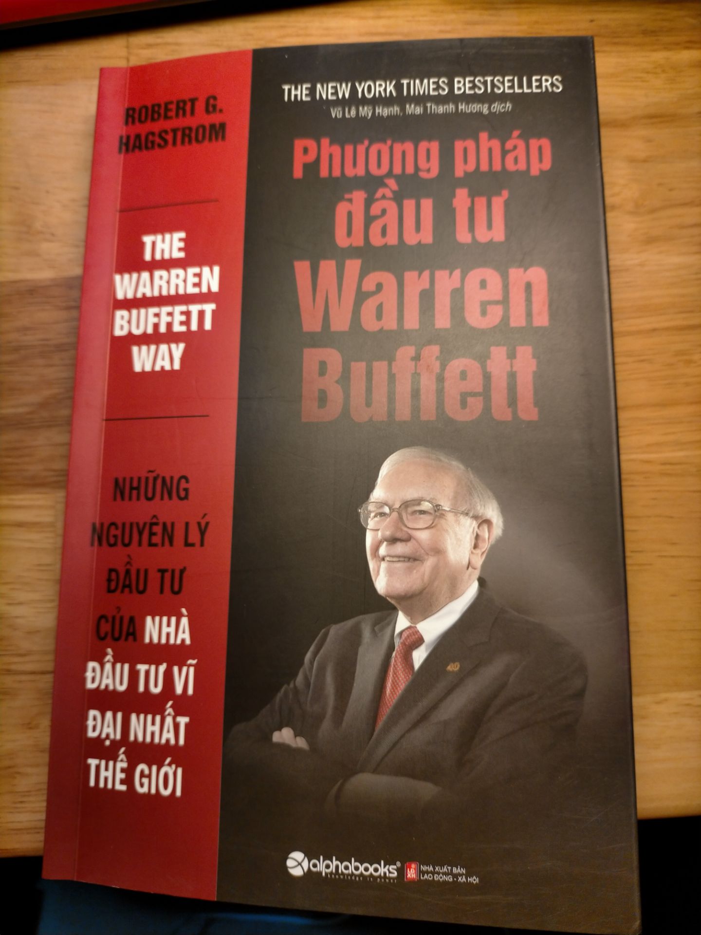 sách mua trên tiki luôn được đóng gói cẩn thận, thời gian giao hàng cũng nhanh, về nội dung thì chưa đọc xong nên ko nhận xét