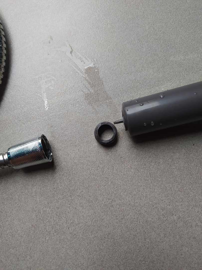 phù hợp với những ai dùng đồ cực kì nhẹ nhàng, nâng như nâng trứng hứng như hứng hoa 😂rơi là gẫy ngay như hàng mã😁