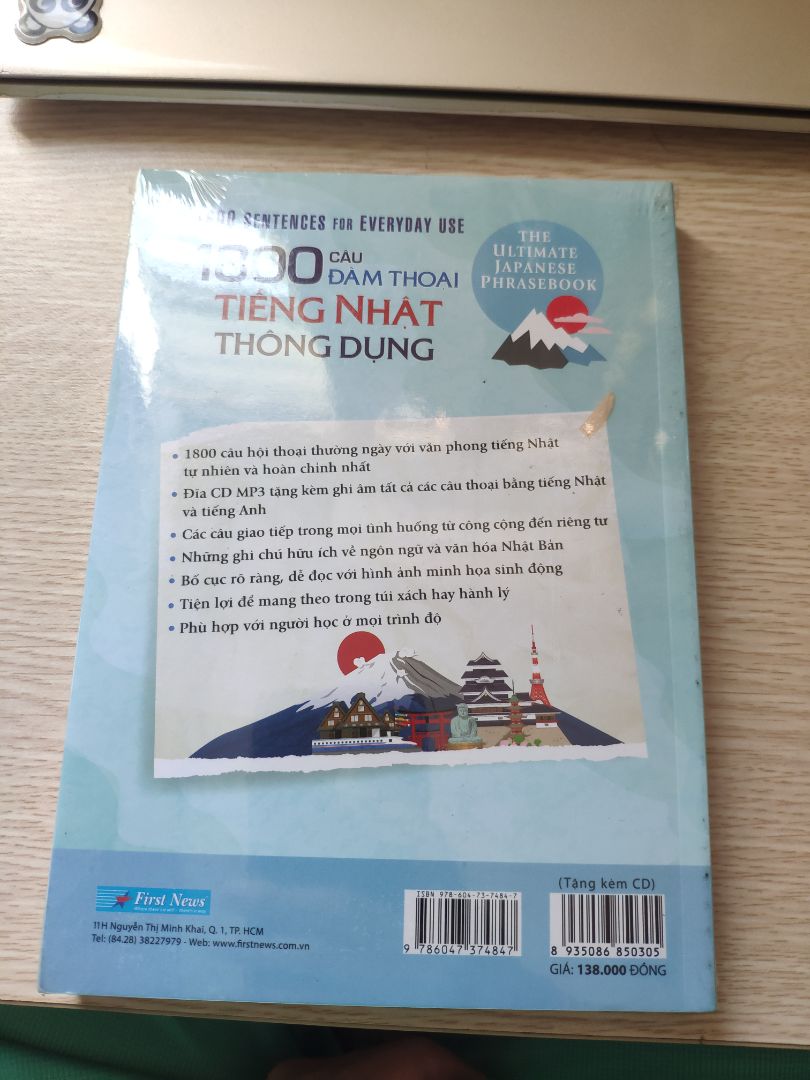 Về Giao hàng: Giao hàng nhanh
Về đóng gói: Tiki luôn tuyệt vời, gói đẹp
Về chất lượng sách: Tuyệt vời ông mặt trời
Về nội dung sách: hay
Về giá cả: rẻ không tưởng

Xin cảm ơn TIKI ❤️❤️❤️
Không thấy có CD đi kèm