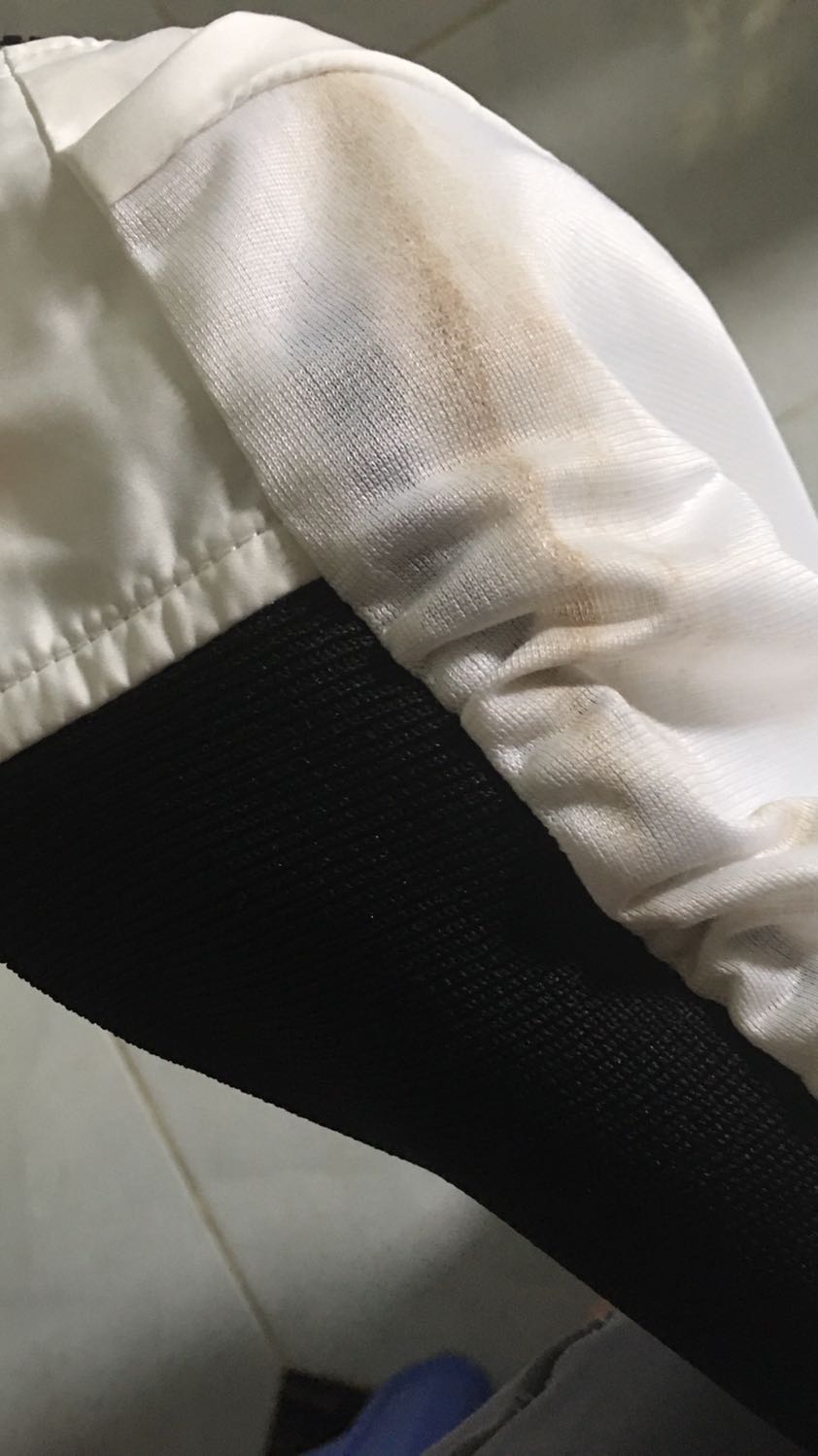 Ban do cu cho khach hang nen dung co mua do shop nay nua