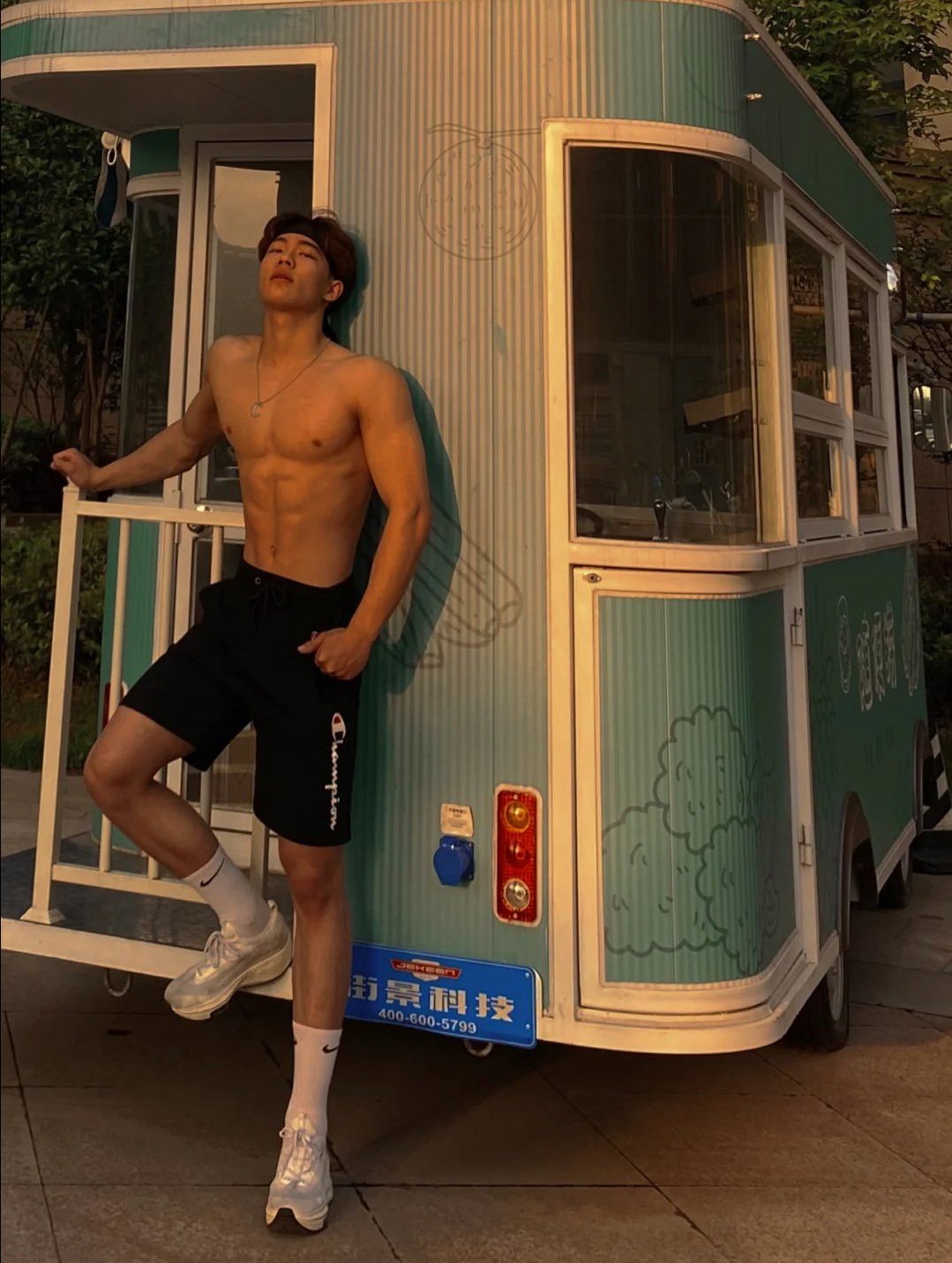 Hi @All   , Sau đây là DS tất cả các bạn đã đóng tiền ở ngày 12/11/2021 (các bạn đóng tiền vào ngày hôm nay -13/11/2021, sẽ được anh upload vào ngày mai 14/11/2021). Các bạn tra cứu xong nếu:
1/ Không thấy tên mình trong DS thì inbox cho anh : MSSV + ảnh chụp RÕ RÀNG biên nhận chuyển tiền - có chứa nội dung chuyển tiền  (thứ 2 tuần sau, bank làm việc rồi anh sẽ đối chiếu lại cho các bạn, các bạn an tâm)
2/ Tên của mình bị tô vàng, các bạn cũng inbox cho anh: MSSV + ảnh chụp RÕ RÀNG biên nhận chuyển tiền - có chứa nội dung chuyển tiền  (để thứ 2 tuần sau, anh giải quyết lỗi nội dung chuyển tiền cho các bạn, các bạn an tâm)
3/ Về vấn đề lỗi nội dung chuyển tiền bị bank cắt, dẫn đến thiếu nội dung (phổ biến ở các bạn dùng ZaloPay; Agribank). Các bạn chú ý giải pháp tạm thời, cho lần chuyển tiền sau nhé
=>có thể viết tắt , nhưng phải đảm bảo 3 nội dung:  MSSV (CỰC KỲ QUAN TRỌNG) + Họ và tên của bạn (không phải phụ huynh bạn nha) + Các môn học ... mà bạn muốn nộp
Ví dụ: bạn tên AxxxBxxxCxxx, nộp 1.563.220 (type đúng số tiền này, không dư, cũng không thiếu nha) cho môn Giáo Dục Quốc Phòng và An Ninh với BHYT 12 tháng thì bạn sẽ ghi ở trường nội dung chuyển tiền là:  MSSV + ABC + GDQP và BHYT12th
Xin được thông tin đến các bạn nội dung trên
Cảm ơn mọi người,