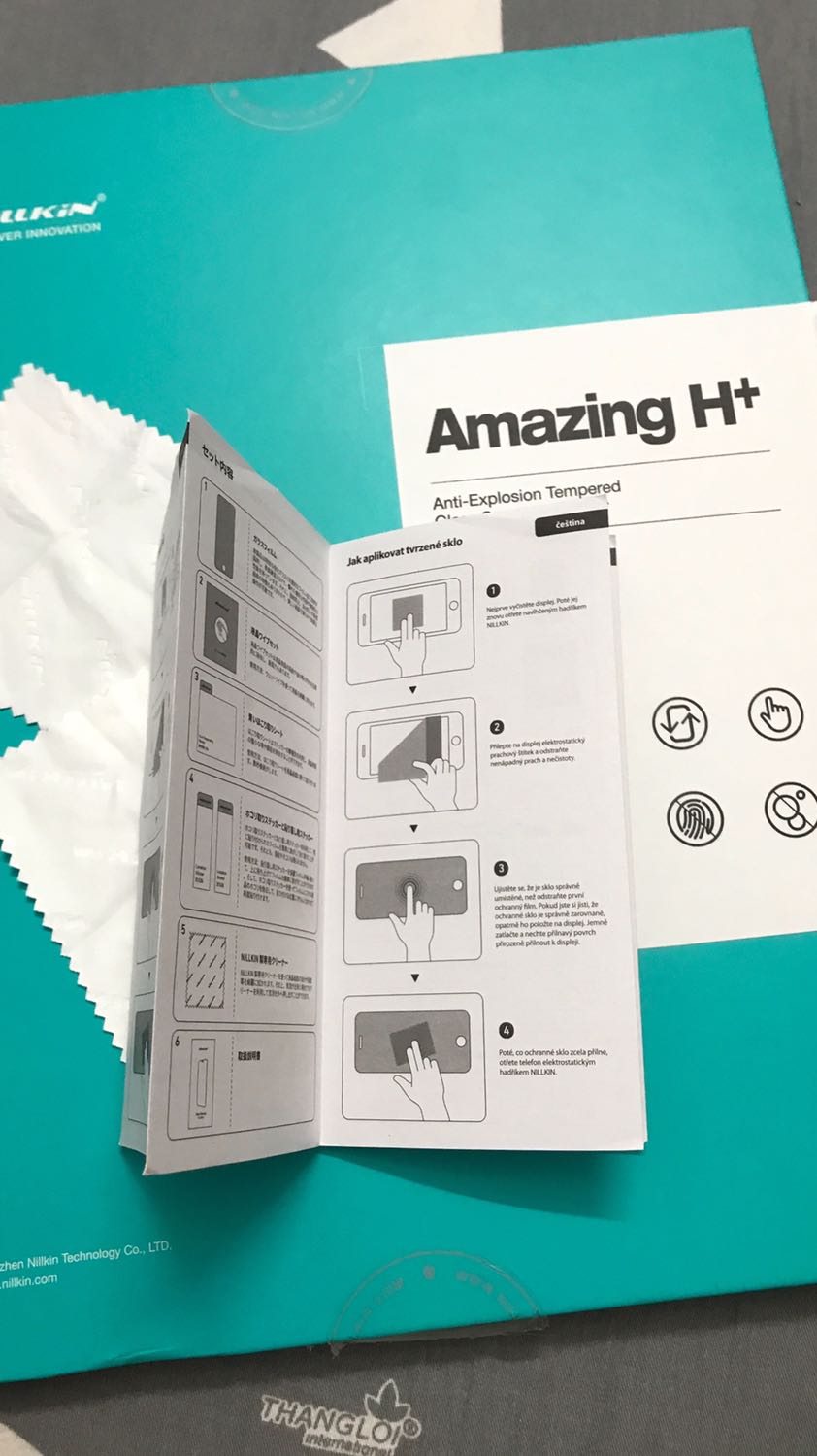 Làm rất chi là xịn xò, hộp đựng rất đẹp, chắc chắn, giao hàng nhanh như 1 cơn lốc xoáy.