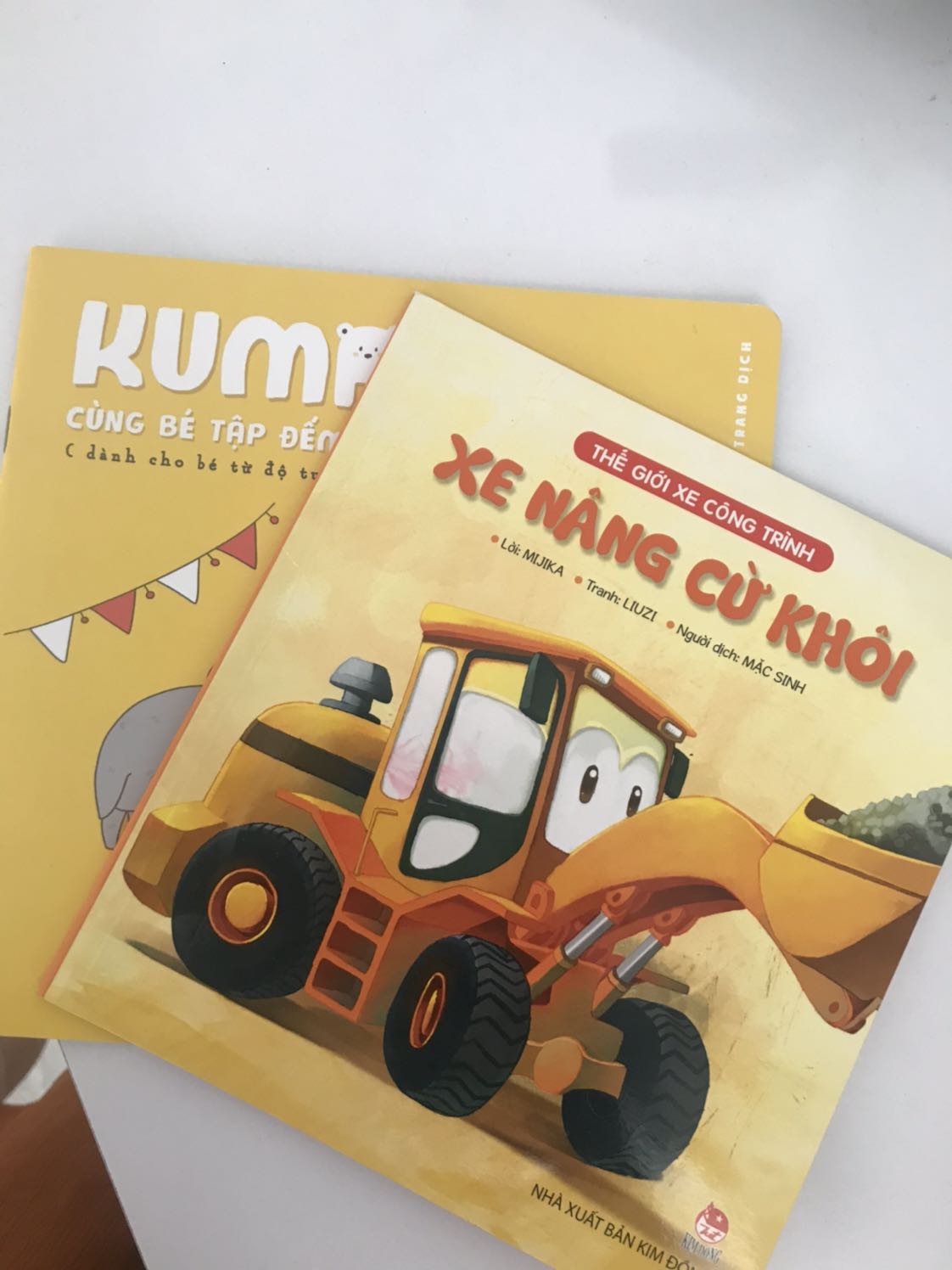 Bộ sách rất đáng yêu bé nhà mình rất thích. Những bé trai chắc chắn sẽ thích đó