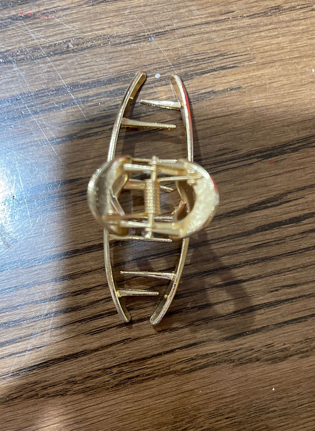 Sản phẩm thực tế giống hình, đơn giản, phù hợp kẹp chính giữa - sau đầu, mảnh mai, xinh xắn! Sản phẩm thực tế giống hình, đơn giản, phù hợp kẹp chính giữa - sau đầu, mảnh mai, xinh xắn!