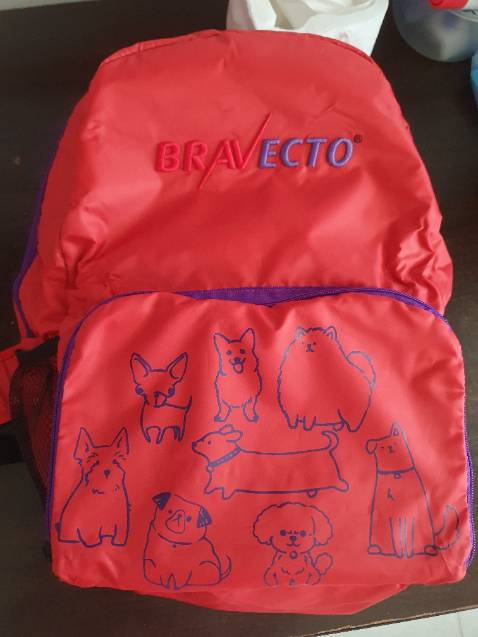 Trước giờ toàn mua bravecto ở shop. Luôn giao đúng, hsd xa, đóng gói đẹp. Lần này mua 2 viên đc tặng 1 balo mỏng, nhẹ, gấp gọn đc. Tks shop.