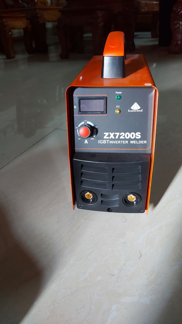 shop làm ăn không uy tín, gửi sai sản phẩm cho khách hàng