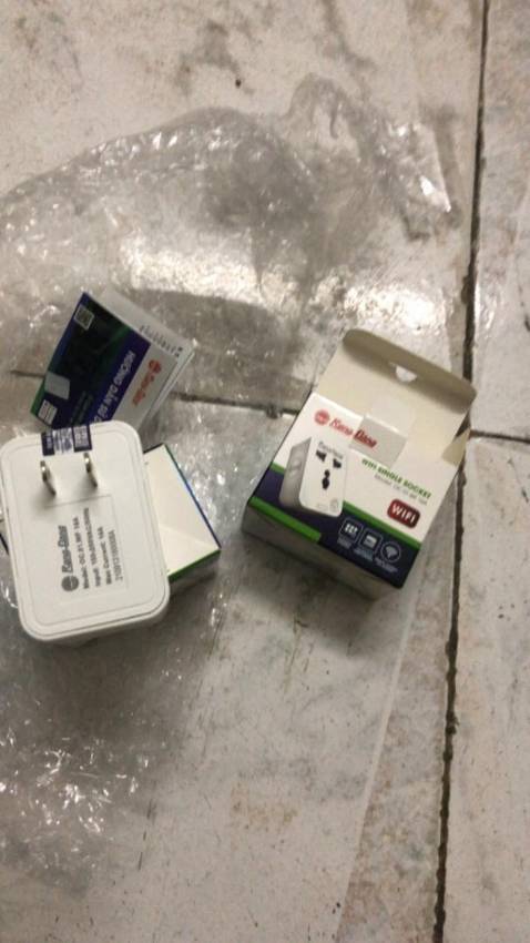 Hàng nhận đủ theo đơn hàng. Đóng gói bao bì đẹp & chắc chắn. Chưa thủ nên chưa biết chất lượng. Đánh giá Shop 5*