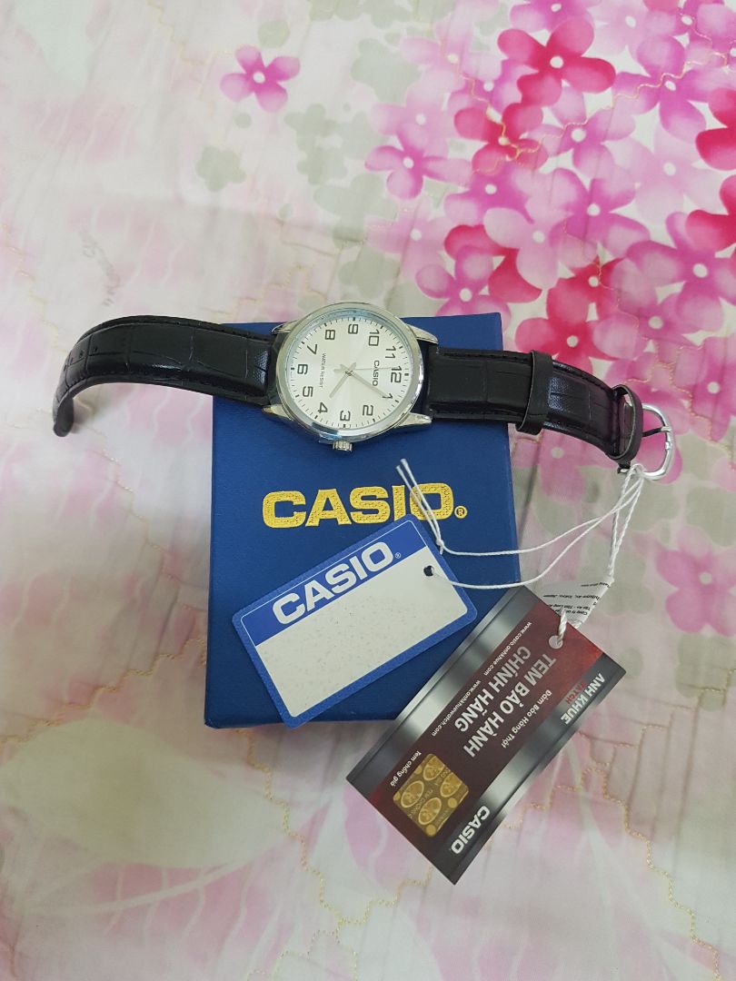 giao hàng nhanh hơn dự kiến. đóng gói hợp thời trang. Casio thì chất lượng rồi