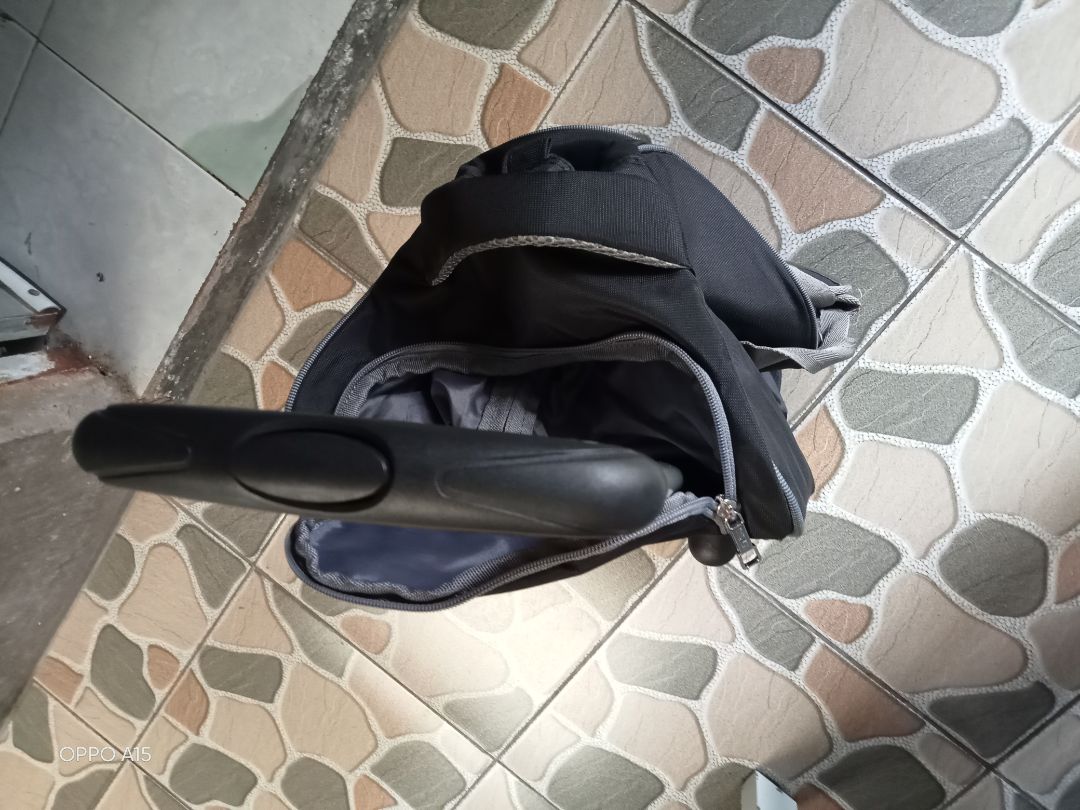 vừa nhận sản phẩm xong nhưng cần kéo lên ko đẩy xuống được. mong liên lạc với shop cung cấp sản phẩm. cảm ơn.