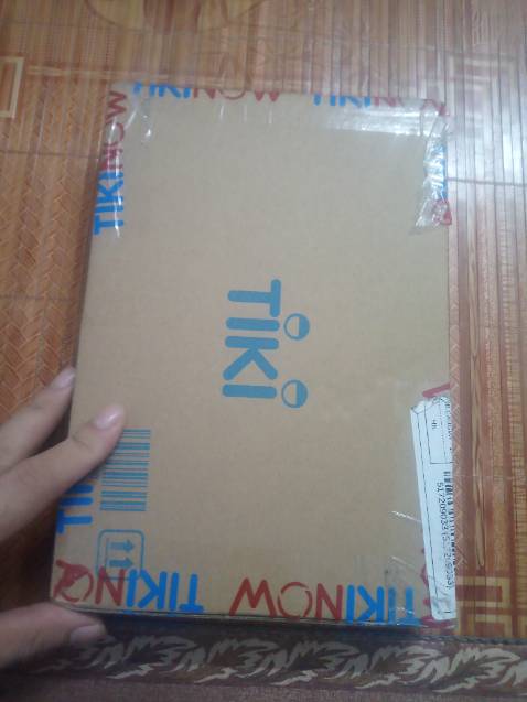 Đóng gói kỹ càng ( tuy nhiên nên bọc thêm 1 lớp xốp nổ tránh hỏng sản phẩm), giao hàng phải nói là cực nhanh, sản phẩm đẹp chất lượng cao, cực kỳ hài lòng, vote cho shop và shiper 5sao, Thanks all,!!