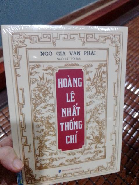 Sách hình thức đẹp nha quí zị, quyển này thì đọc trên thư viện rồi, mua về để khi nào ngâm cứu cần tư liệu cơ cái tra cứu liền