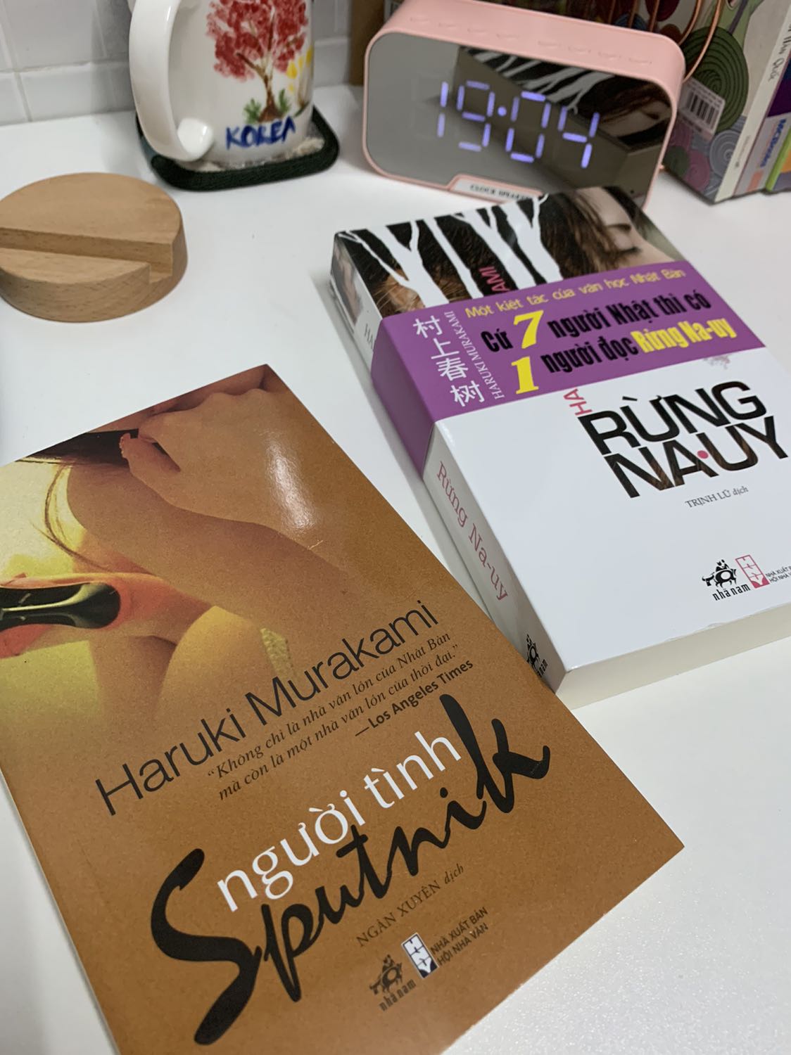 Giao hàng nhanh chóng, chất lượng sp tốt. Về nói dung sách thì ko còn gì để nói thêm nữa vì đây là một tác phẩm văn học kinh điển rồi