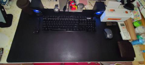 Sp chất lượng, giao hàng nhanh, 2 lớp chắc chắn, bề mặt rất tốt cho di chuột, nước k bị thấm, dễ dàng lau chùi vệ sinh. CHIM ƯNG...