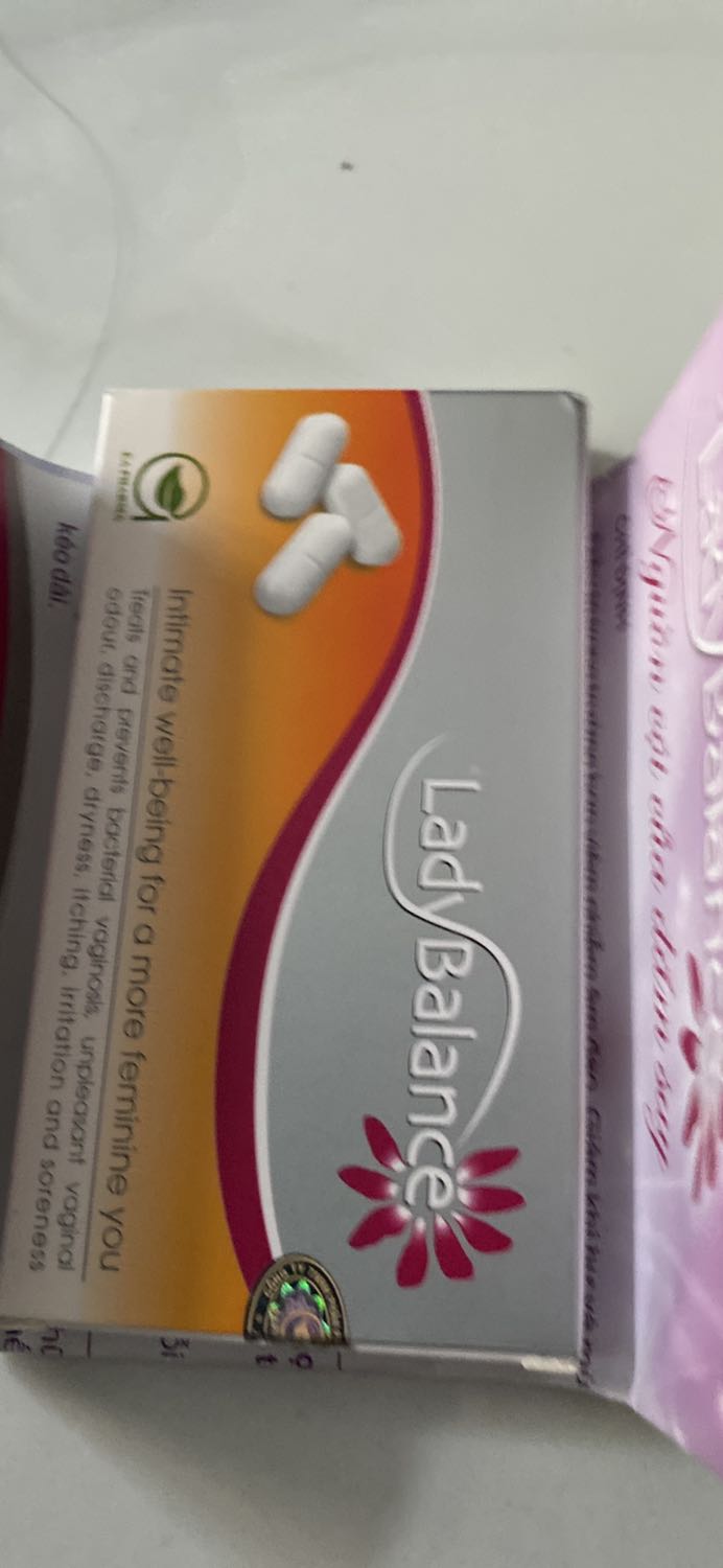 Hầng giao nhanh và được đóng gói thật kỷ hàng nhìn thì thấy mẫ mã đẹp sẽ ủng hộ shop