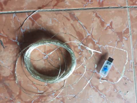 Hàng nhận đúng , kiểm tra không bị chết bóng nào.
Hộp dễ vỡ cho đúng cái gì vậy trời k có chống va đập gì.
Cho shop tận tình tư vấn cho 5* vậy