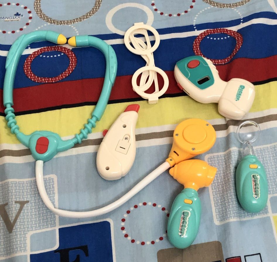 giao hàng nhanh, sản phẩm đẹp, có đèn bé rất thích