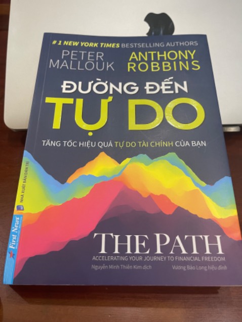 Nội dung sách phù hợp cho đọc giả tại Mỹ. Kiến thức không mới mẻ so với nhiều sách về chủ đề tài chính khác. Nội dung sách phù hợp cho đọc giả tại Mỹ. Kiến thức không mới mẻ so với nhiều sách về chủ đề tài chính khác.