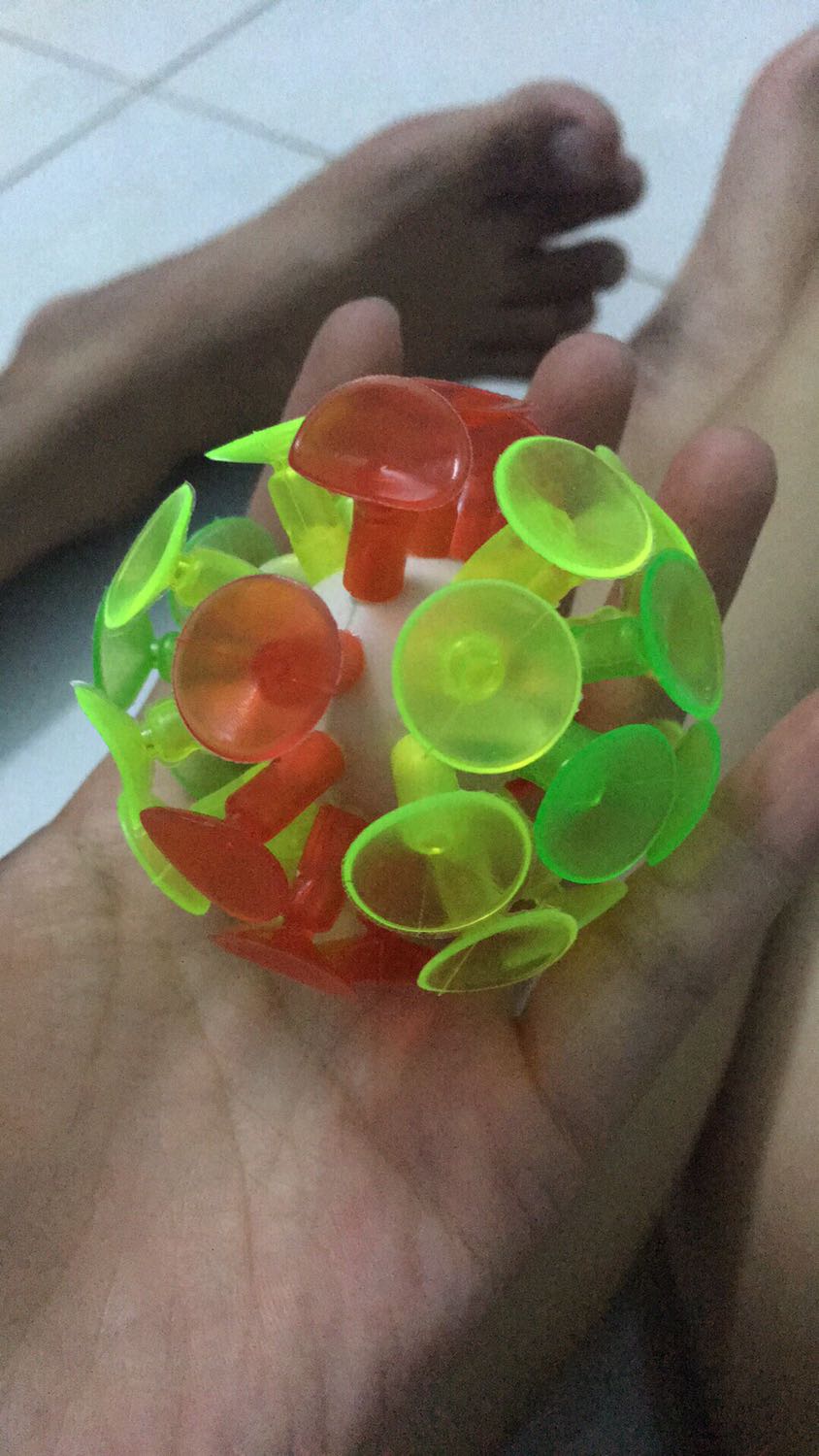 Sản phẩm nhìn chung cũng ok.Khong biết xài ok khong. Se thu va review sau.Cảm ơn tiki. Gói sản phẩm rất đẹp.