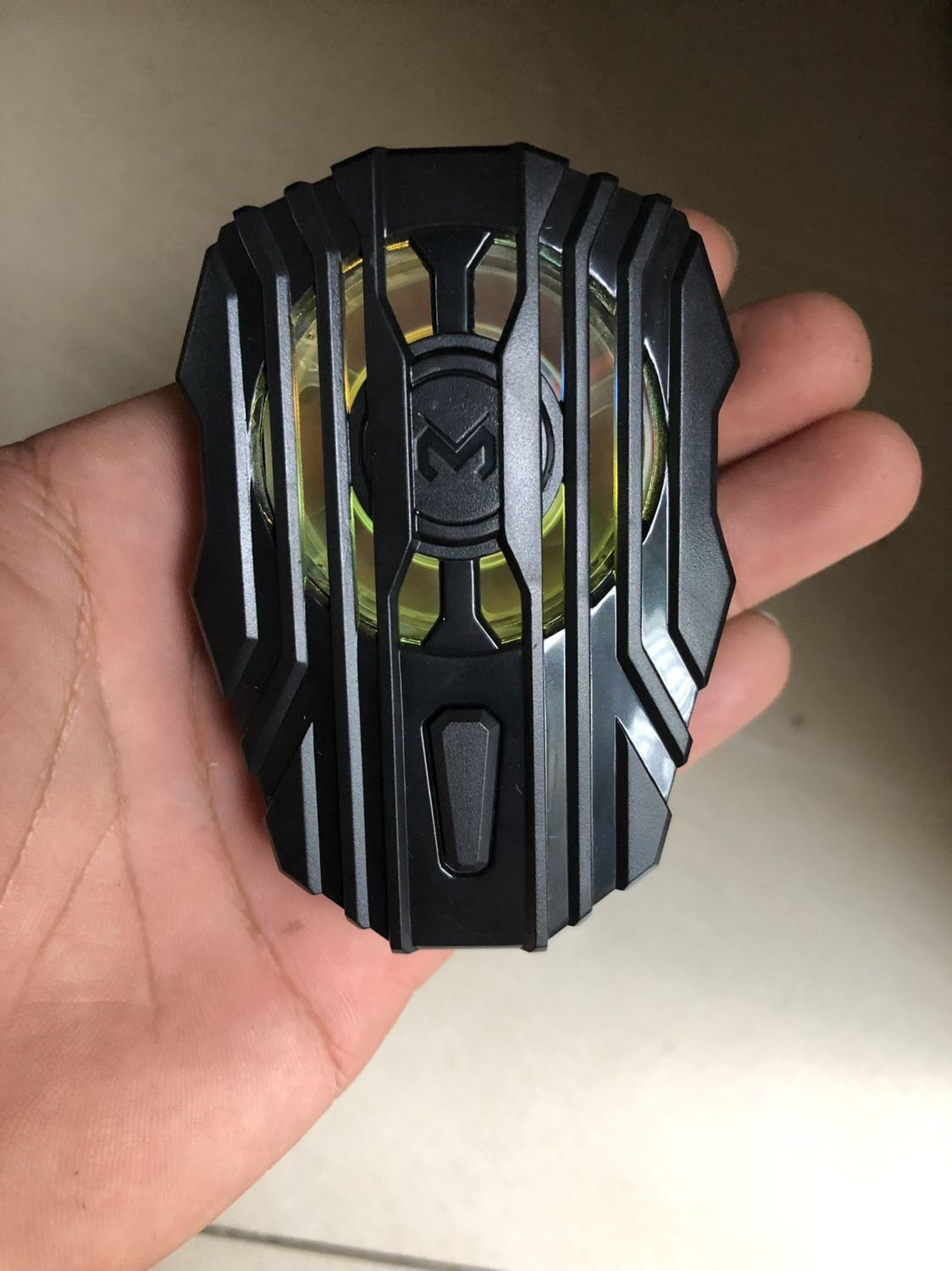 Nhỏ nhỏ như công năng tốt, các game thủ nên tậu hay ai thường dùng điện thoại nhiều nên mua 1 cái. Giao hàng nhanh và đóng gói chắc chắn. Nhỏ nhỏ như công năng tốt, các game thủ nên tậu hay ai thường dùng điện thoại nhiều nên mua 1 cái. Giao hàng nhanh và đóng gói chắc chắn.