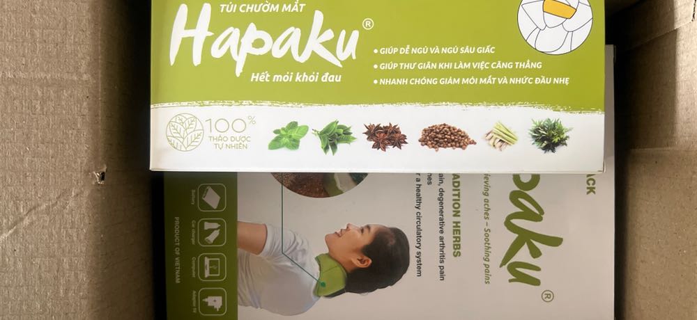 Sản phẩm thì mình chưa dùng nên chưa biết. Có điều shipper đến ném hàng vào nhà mình, không thèm nói một câu nên mình không hài long