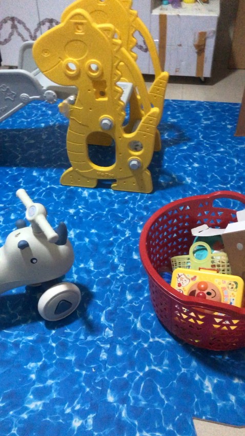 Miếng lót sàn xốp rất đẹp.