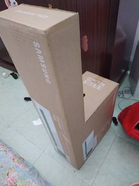 Âm thanh to, bass mạnh. Bass nhỉnh hơn LG nhưng chất âm thì không trội hơn LG. Giao hàng khá nhanh Âm thanh to, bass mạnh. Bass nhỉnh hơn LG nhưng chất âm thì không trội hơn LG. Giao hàng khá nhanh