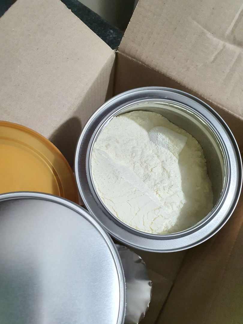 Đóng gói ổn, còn nguyên ten, hsd 2 băm, nsx mới 20.10.2020, mùi vani dịu nhẹ