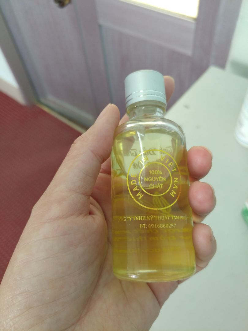 mùi thơm dễ chịu. hàng giao sớm. người giao hàng cũng chịu. nói chung là ổn. mình rất hài lòng.