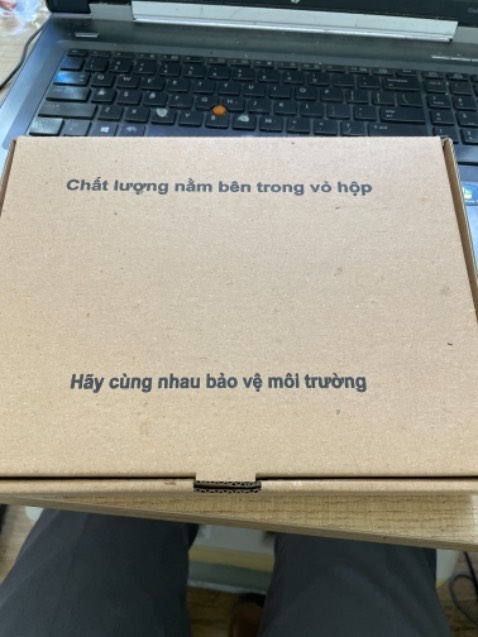 Hàng chất lượng đẹp,chính hãng giá rẻ,nhỏ gọn thế này là tiện dụng nhất